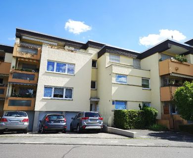 Frei werdende 4-Zimmer-Eigentumswohnung mit Balkon und Garage in Leverkusen-Rheindorf!
