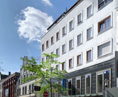 Weiträumige Büro- oder Praxisflächen in Arnsberg-Neheim zu vermieten
