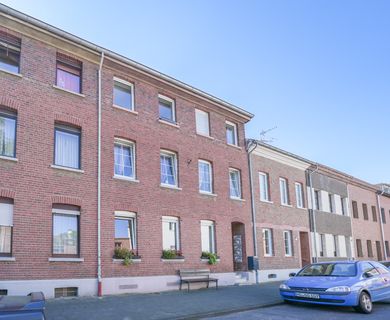 Ein Haus mit Geschichte, Charme und Raum – stilvoll wohnen auf drei Etagen mit Blick in die Zukunft.
