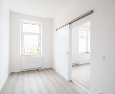 GEMÜTLICHE 2-ZIMMERWOHNUNG AM RANDE DES KREFELDER ZENTRUMS