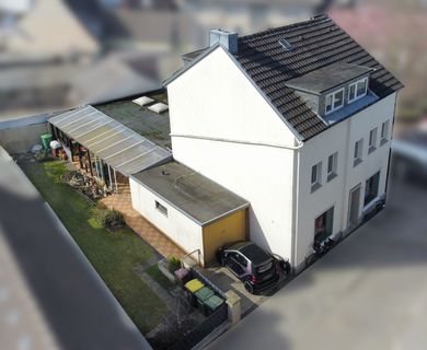 Wohn- und Geschäftshaus mit viel Potential und Gestaltungsmöglichkeiten