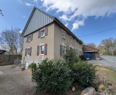 Wohnhaus mit diversen Arbeitsräumen, Lagerflächen und 2 Werkstätten in Unna Kessebüren