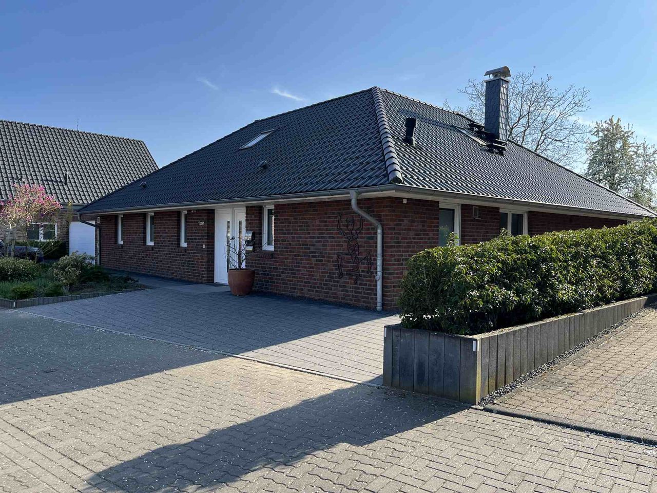 Straßenansicht