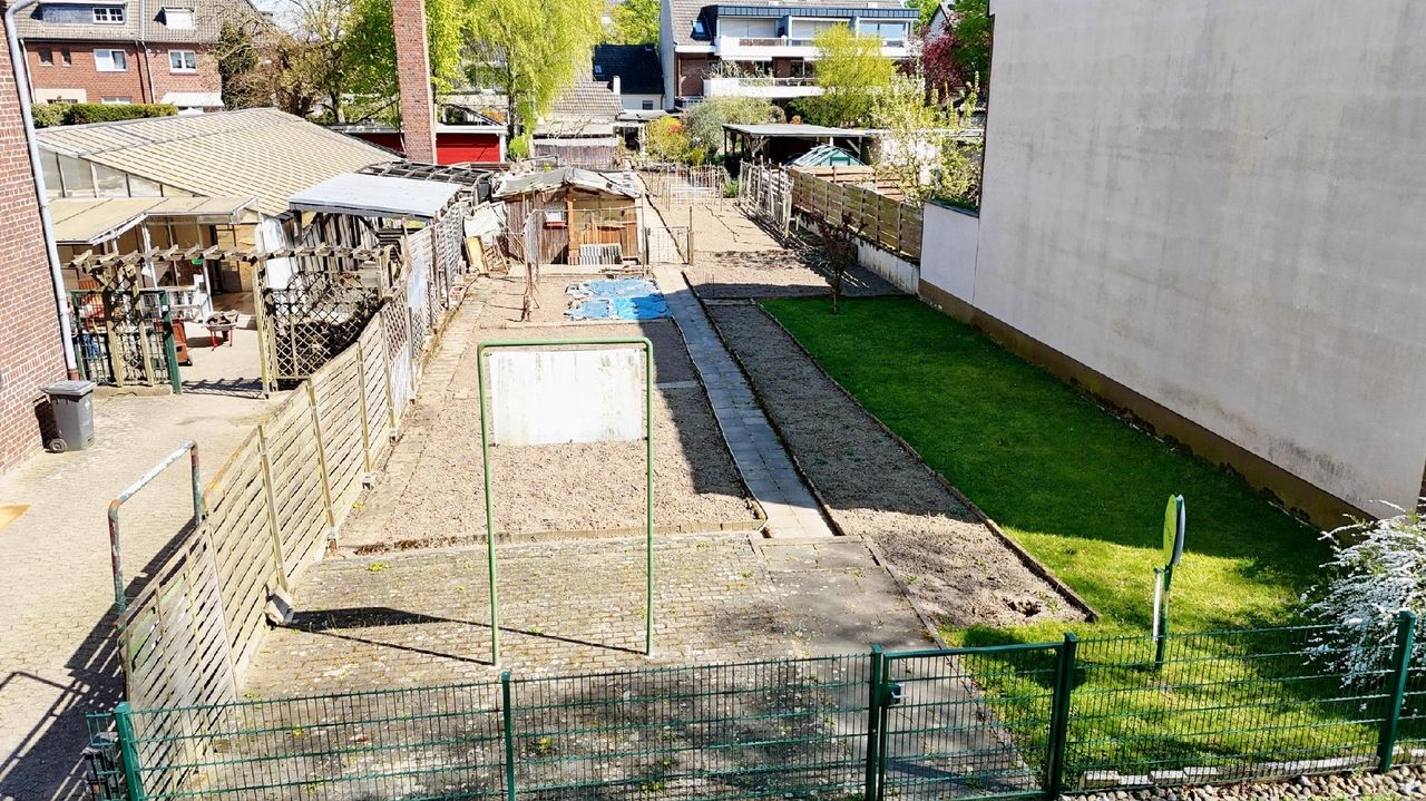 KR-HÜLS: TOP BAUGRUNDSTÜCK MIT VORHANDENER BAUGENEHMIGUNG ZU KAUFEN