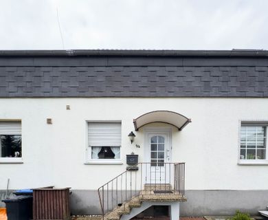 Reihenmittelhaus mit Garten und Garage