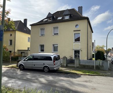 Saniertes 3-Familienhaus mit zusätzlichem Baugrundstück am Lutherpark in DU-Homberg