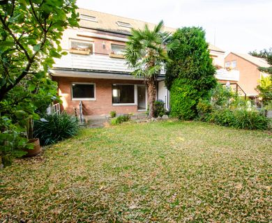 Großzügige Eigentumswohnung über 2 Etagen mit Garten – Erbpachtgrundstück