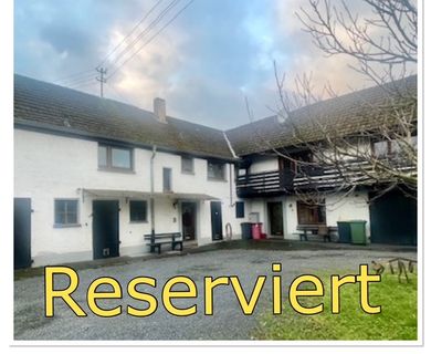 Hennef-Adscheid: Sanierungsbedürftiger Restbauernhof  Ein Handwerkertraum wartet auf Ihre Ideen!