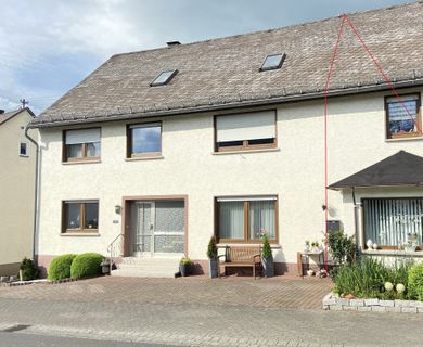 Geräumige & gepflegte Doppelhaushälfte mit kleinem Grundstück und Garage – nähe Hachenburg!