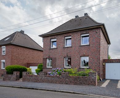 Freistehendes Zuhause mit Charme und grünem Rückzugsort