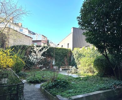 Düsseldorf-Derendorf: Mehrfamilienhaus in begehrter Wohnlage!