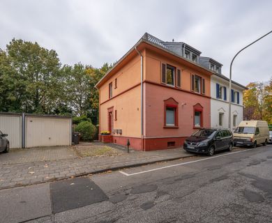 Ein Zuhause mit Potenzial auf 458 m² Grund – Zweifamilienhaus für flexible Nutzungsmöglichkeiten