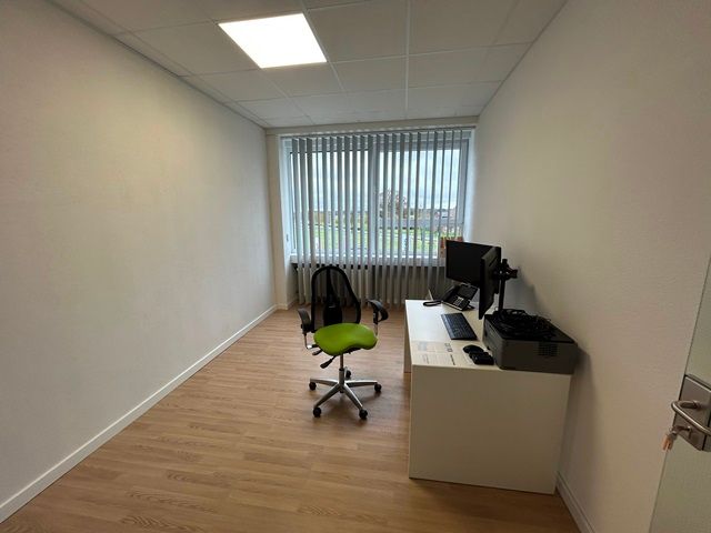 Moderne Gewerbefläche mit flexibler Raumaufteilung in Viersen-Mackenstein