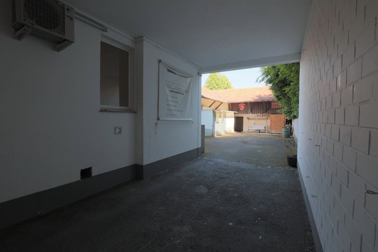Hofeinfahrt