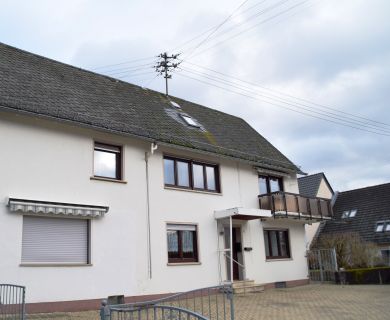 Charmante Immobilie mit ca. 170 m² Wohnfläche in zentraler Lage!