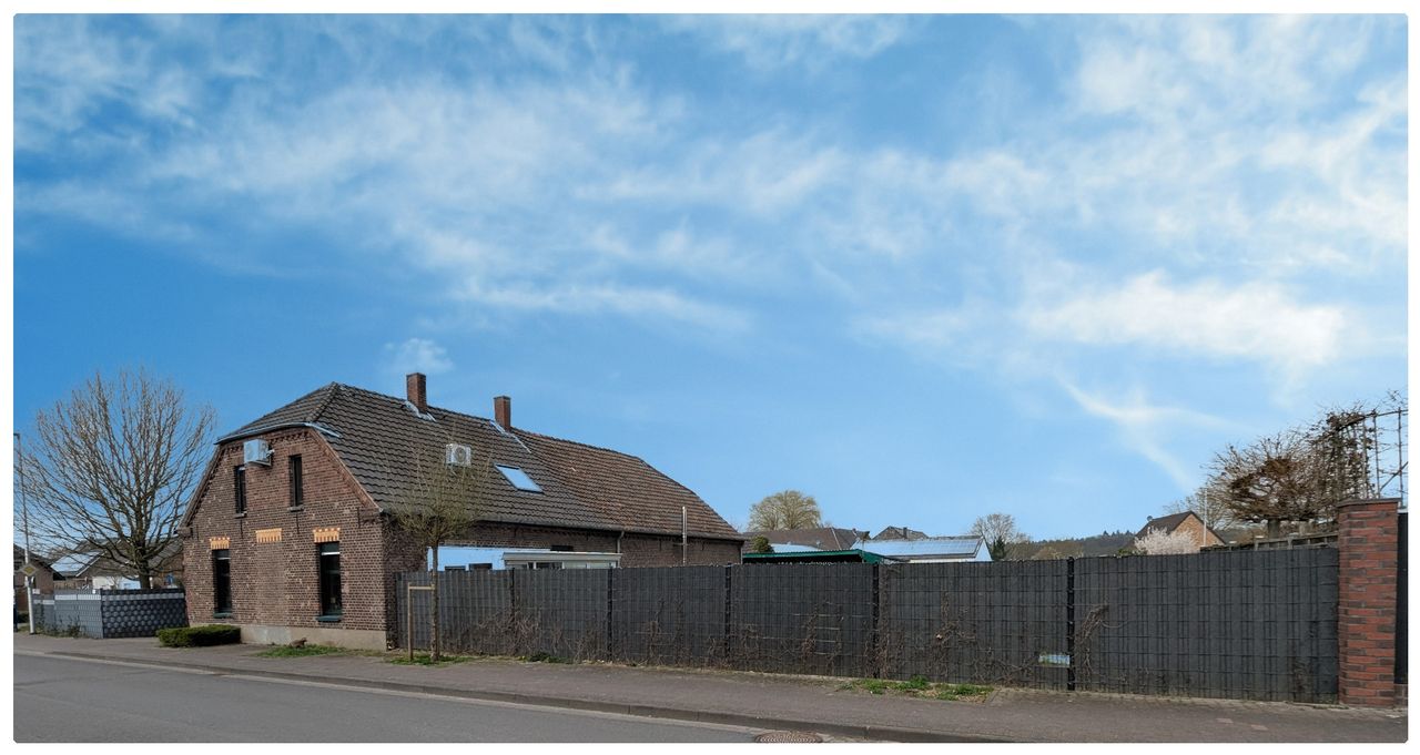Straßenansicht