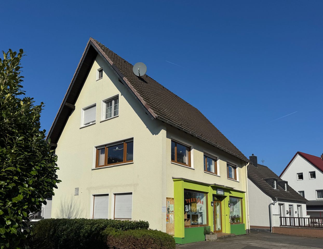 Attraktives Mehrfamilienhaus in zentraler Lage von Lohmar-Wahlscheid