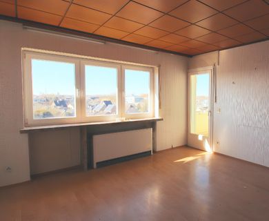 VIERSEN-DÜLKEN: SANIERUNGSBEDÜRFTIGE ETW IN RUHIGER LAGE ZU KAUFEN!