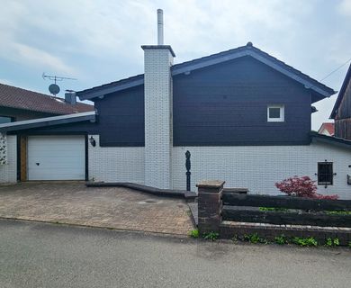 Freistehendes Einfamilienhaus in ruhiger Lage von Windeck!