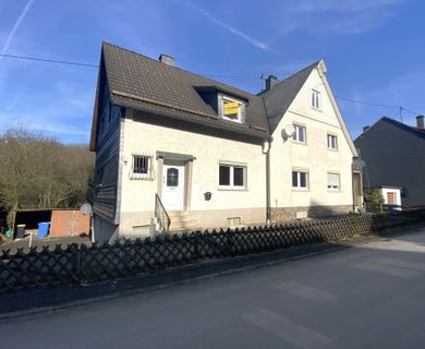 Doppeltes Wohnpotenzial am Park – 
Zwei Häuser, viele Möglichkeiten!