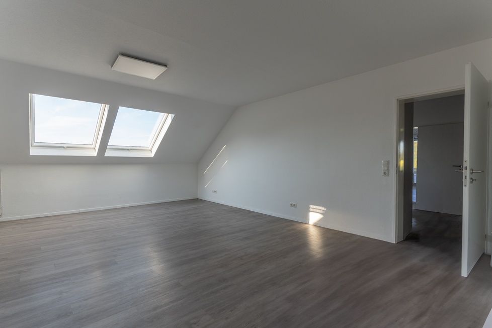 Großzügiges Wohn-/ Esszimmer