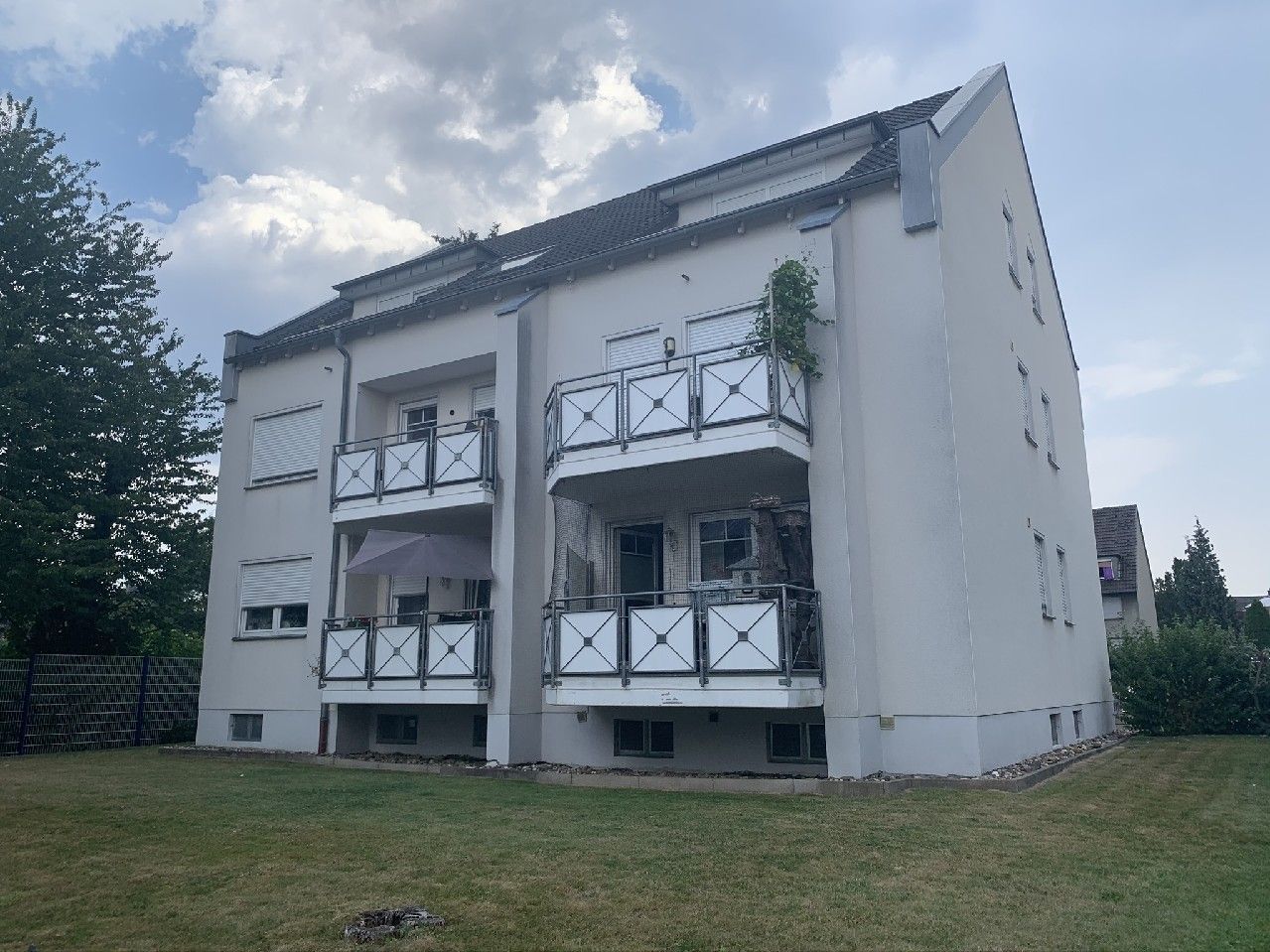 2-Zimmer-Dachgeschosswohnung mit Loggia