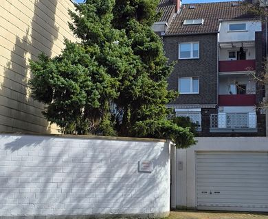3 Wohnungen und 1 Gewerbe in Mönchengladbach-Zentrum