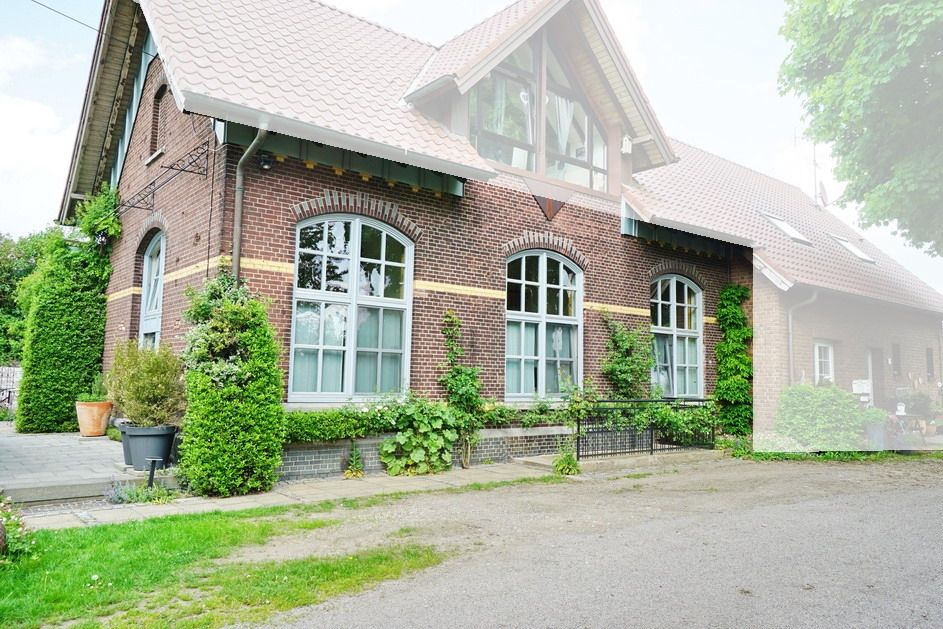 ... in einem ehem. Bahnhof