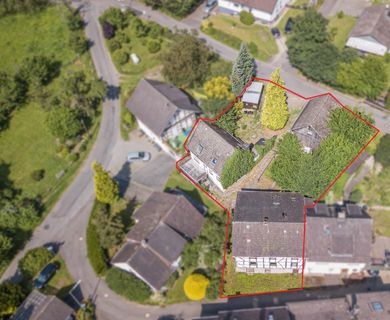 Sanierungsprojekt auf Grundstück mit Scheune und Carport in idyllischer Lage von Nümbrecht!