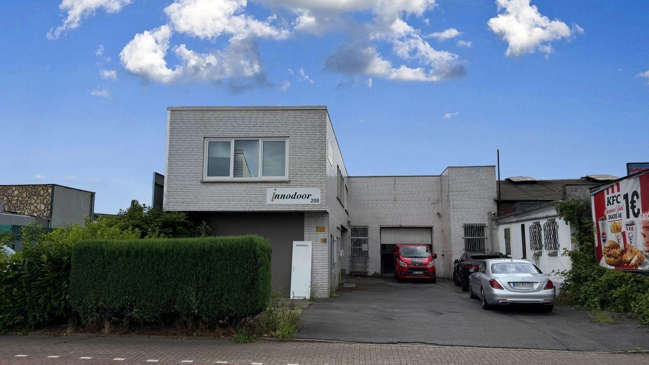 Halle mit Bürofläche ca. 315m² in bester Sichtlage