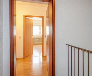 ***WOHNUNG ZUM WOHLFÜHLEN ODER VERMIETEN!***