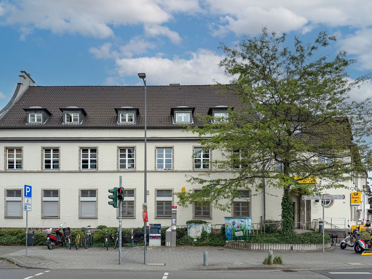 Repräsentative Gewerbeeinheit – zentrale Lage direkt am Bahnhof Troisdorf