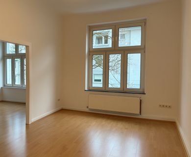 Düsseldorf-Derendorf! Stilaltbau! 3-Zimmer-Wohnung mit hohen Decken!