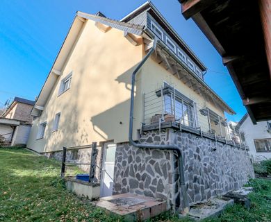 Ein- oder Zweifamilienhaus mit vielseitigen Nutzungsmöglichkeiten *provisionsfrei*