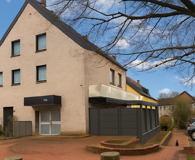 Wersten-Dachgeschosswohnung mit zwei Balkonen in gepflegtem 3-Familienhaus