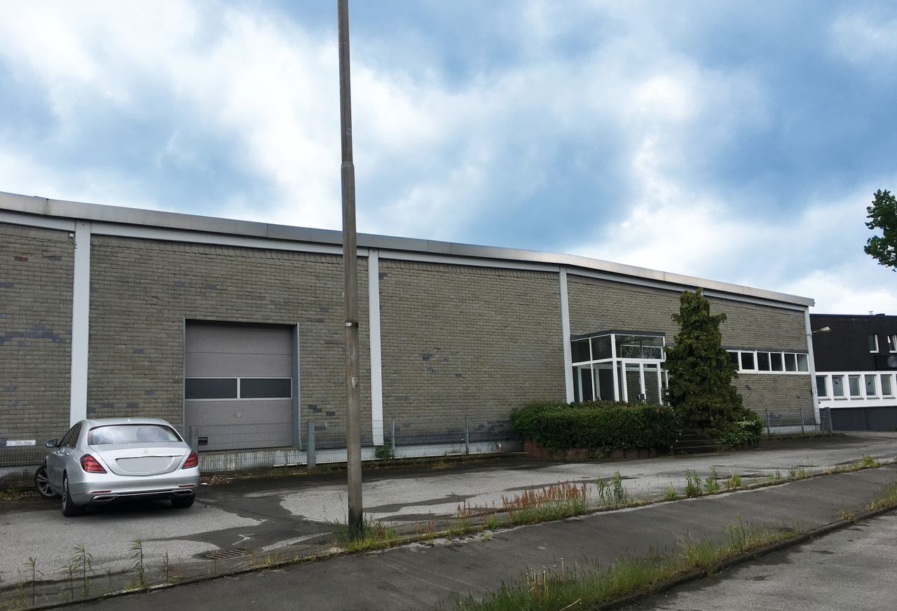 Hallenfläche mit ca. 700 m² – 1.200 m² Nutzfläche in Dortmund-Kley zu vermieten!