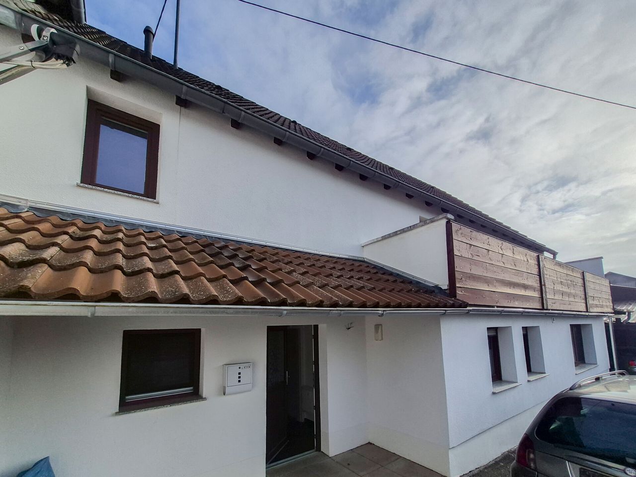 Rückansicht Zugang Wohnung 1