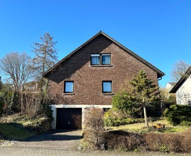 Verklinkertes Einfamilienhaus mit Garage und angrenzendem optionalen Bauplatz!