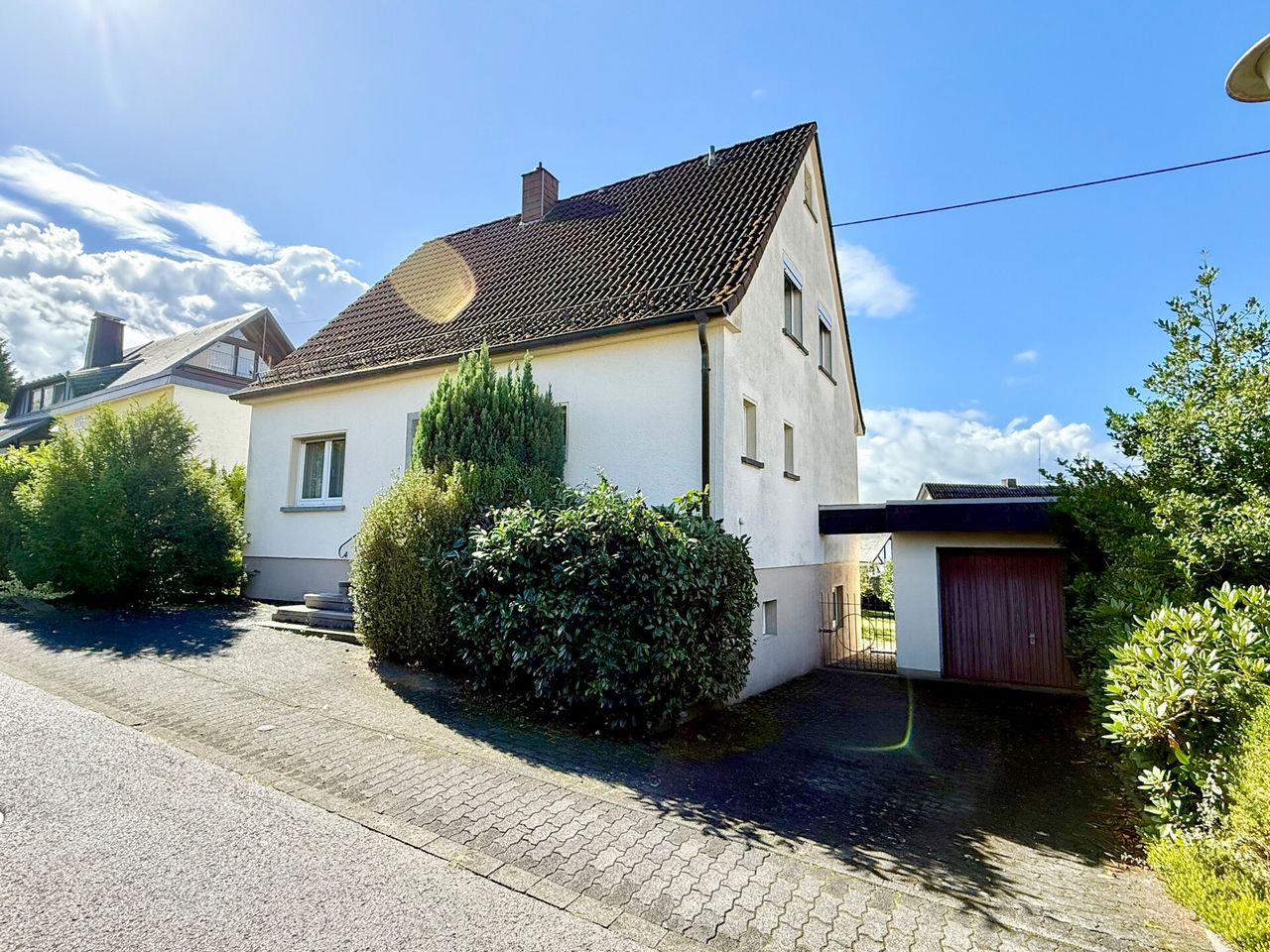Straßenansicht