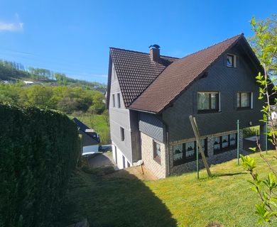 Individuell nutzbares Zweifamilienhaus – ideal für Familien oder als Kapitalanlage!