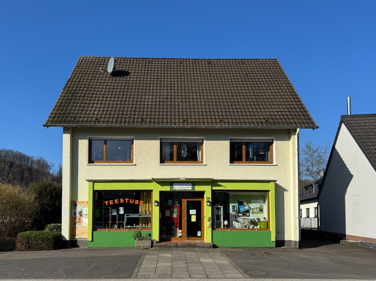Attraktives Mehrfamilienhaus in zentraler Lage von Lohmar-Wahlscheid
