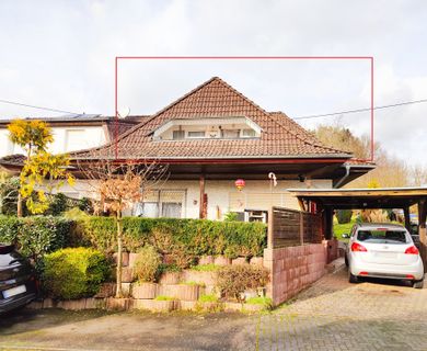 Geräumige ETW mit Balkon, Stellplatz und eigenem Garten am Waldrand gelegen!