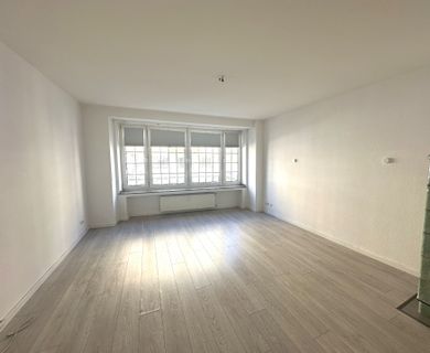 Düsseldorf-Altstadt! 3-Zimmer-Wohnung Nähe Carlsplatz!