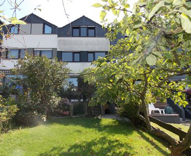 Familien aufgepasst! 150 m² großes Reihenmittelhaus mit 5 Zimmer, 2 Bädern,Terrasse und Garten