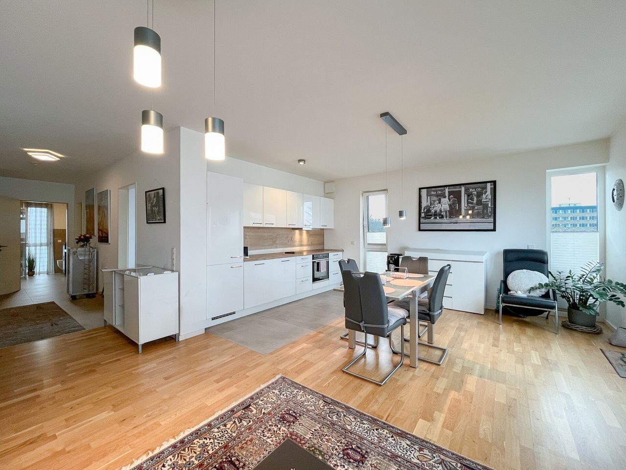 Moderne 3-Zimmer-Wohnung mit Aufzug, Fußbodenheizung & hellem Wohnbereich