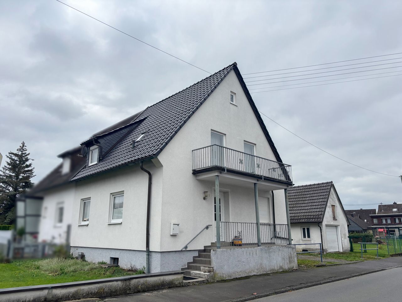 Straßenansicht