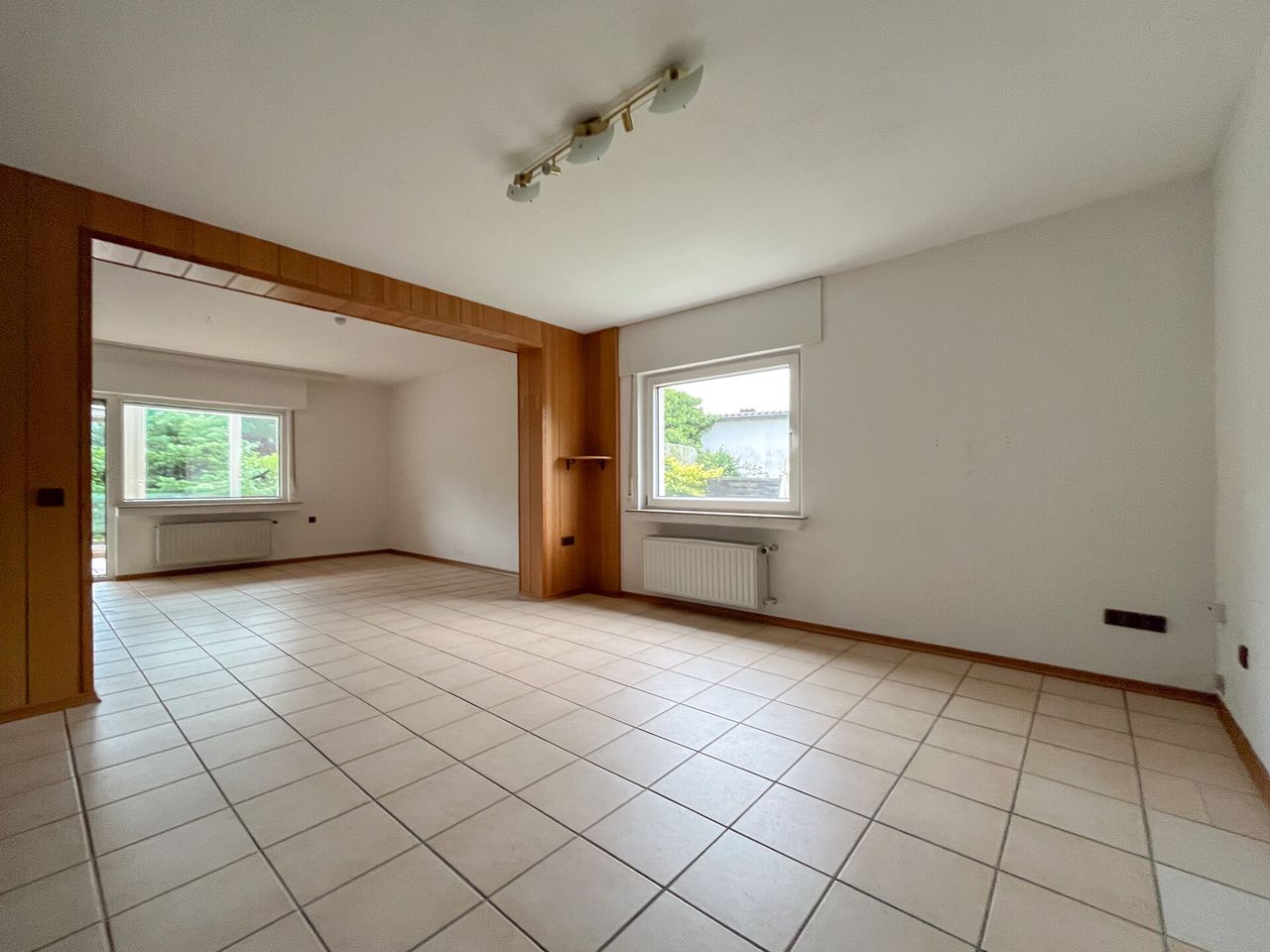 Charmantes Einfamilienhaus mit Wintergarten und Gartenidylle in Hennef-Geistingen