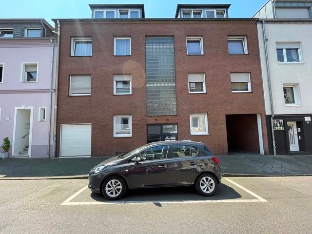 Attraktive 3-Zimmer DG-Wohnung in ruhiger Nebenstraße