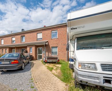 Viel Raum für große und kleine Träume – Familienfreundliches Reihenendhaus mit 5 Zimmern und Garten