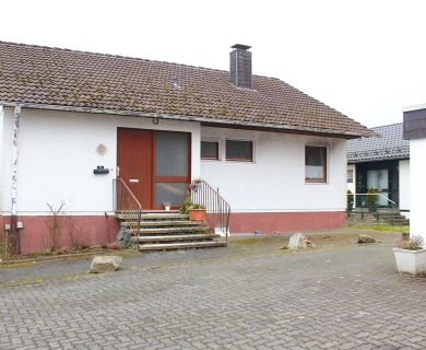 Gemütliches, freistehendes Einfamilienhaus mit großem Garten in beliebter Lage von Denklingen!